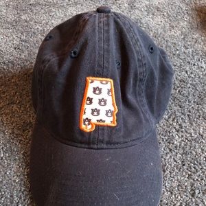 auburn hat